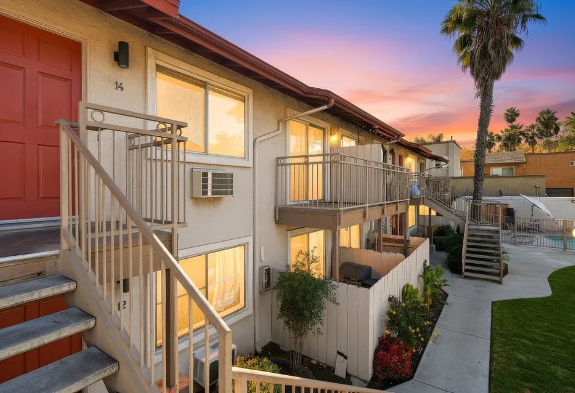 1025 Estes Street - 14